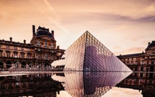 Top 10 Paris Travel Tips
