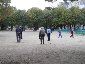 Gardens of Paris: Hemingway Park, Hôtel des Invalides
