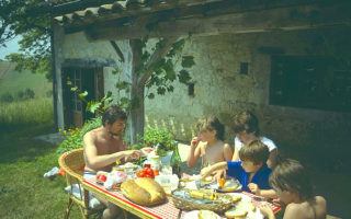 Summers in Aquitaine: Holiday Memories of Valence d’Agen