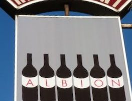 Restaurant Albion in the Paris 10th