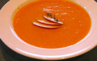 Recipe: French Creamy Carrot Soup (Creme de carottes)