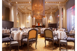 Gourmet Buzz: The Plaza Athénee
