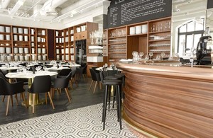 BUZZ: Lazare by Eric Frechon, Bistro Allard’s New Look, Christmas Shopping with Eurostar & Plaza Athénée’s Auction