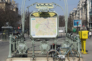 Paris Metro system details