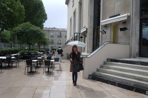 Monsieur Bleu : Le 180 : Les Navettes & Serge Gets a Metro Station