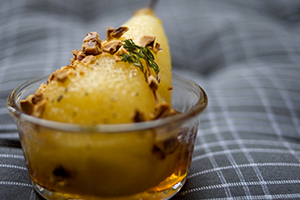 Pears Poached in White Wine: LA CUCINA di TERRESA