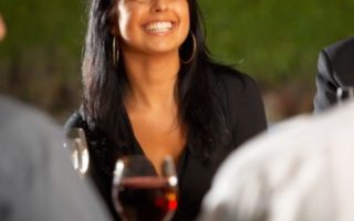Mademoiselle Manners on Dining with the French