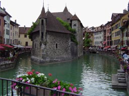 La ville avec le lac, Annecy, France