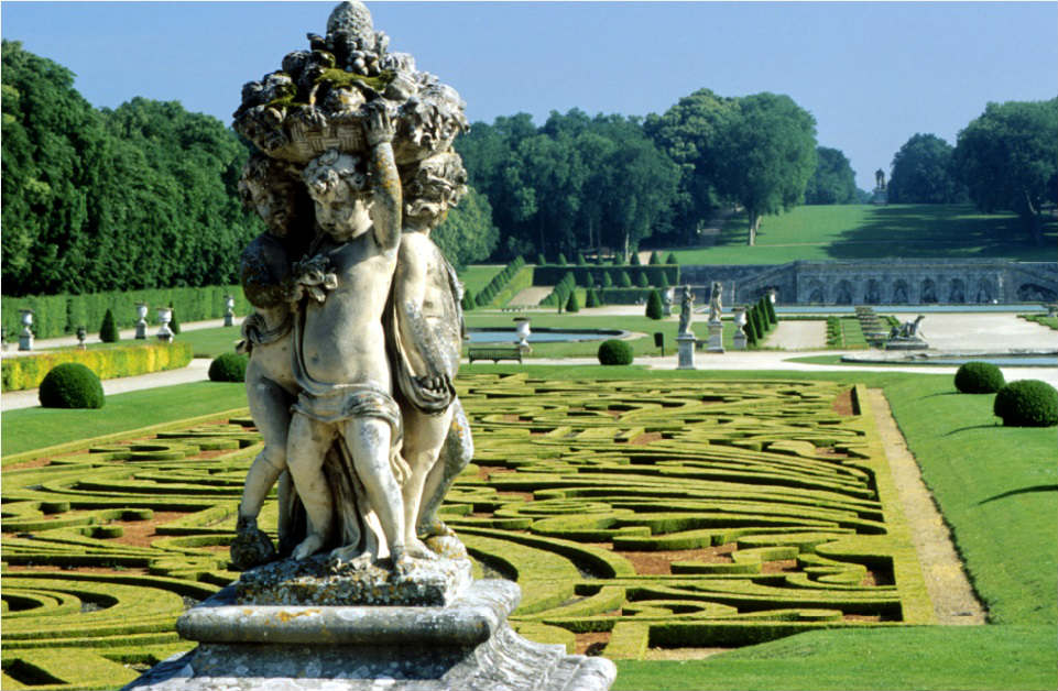 Historic Concert in the Gardens of Château Vaux-le-Vicomte | Bonjour Paris