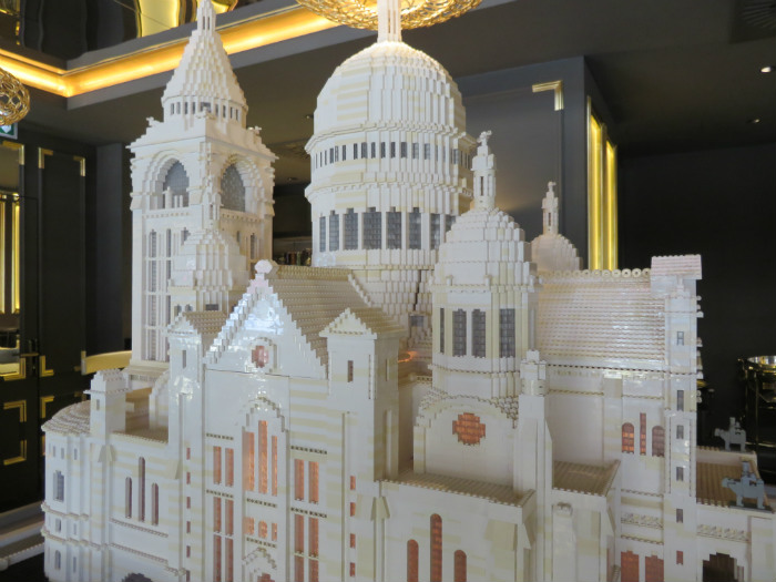 Sacré-Cœur basilica made out of Lego