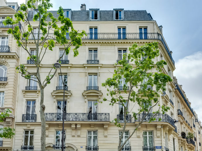 Paris apartment for sale near Parc Monceau