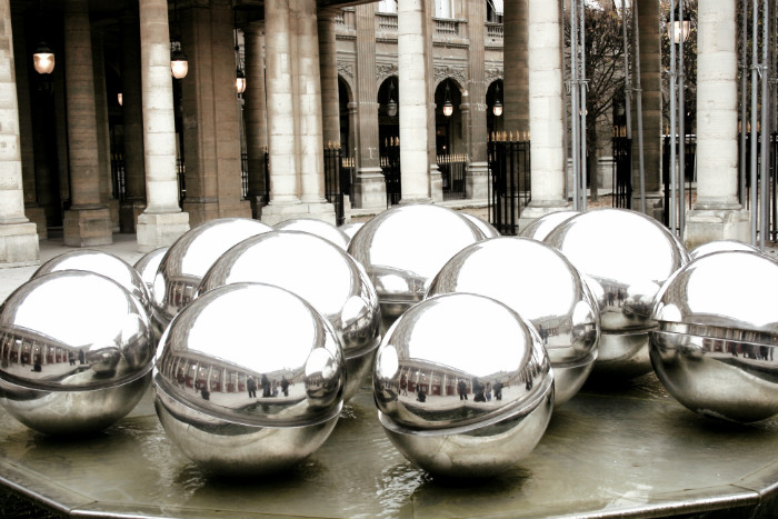 Pol Bury’s Sphérades fountains in the Palais Royal, by Virginia Jones