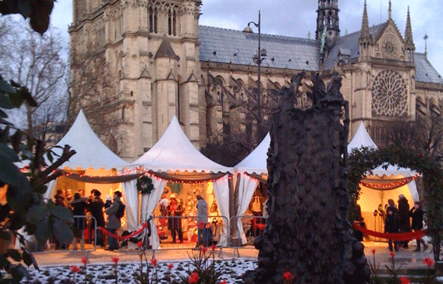 Marché de Noël Notre-Dame © OTCP - DR