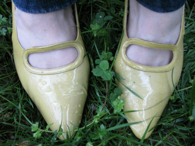 rain on shoes in Paris