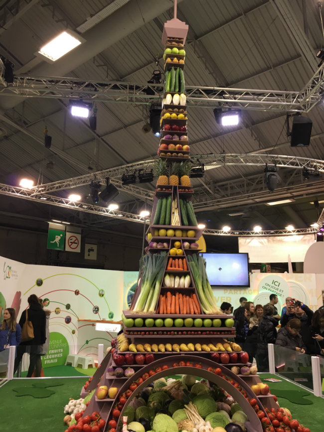 Eiffel Tower made out of vegetables