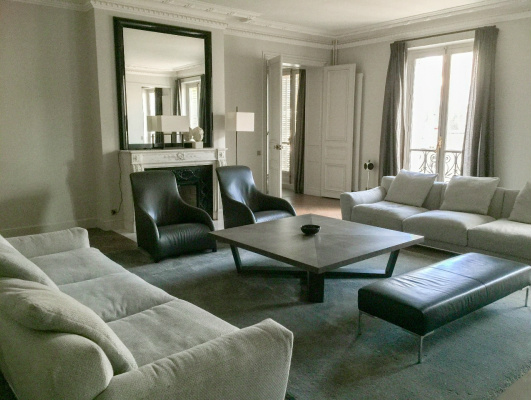 luxury apartment for sale on the Avenue Hoche
