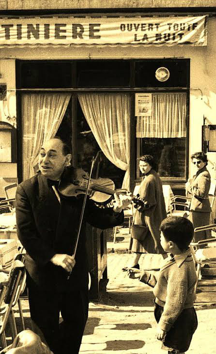 Play it again Sam, Paris (Photograph by Maurice Sapiro, 1956)