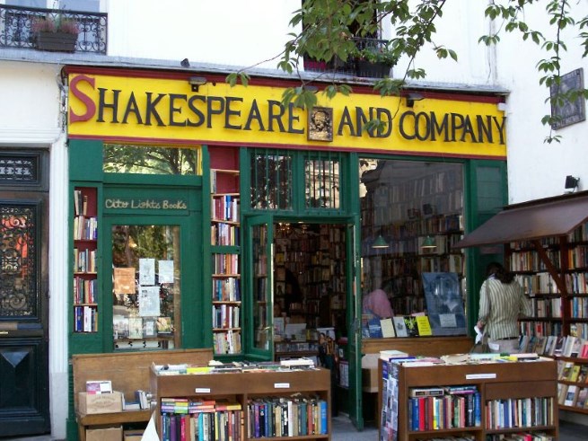 If I Could Choose Only One Thing to Do in Paris: Visit Shakespeare and  Company Bookstore - Fat Tire Tours