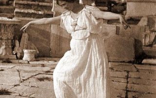 Americans in Paris: Isadora Duncan, An Icon of Modern Dance