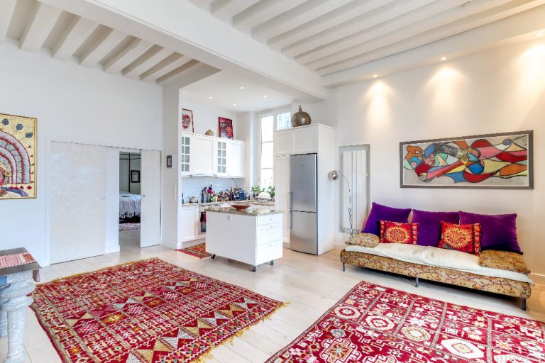 Paris Property for Sale Apartment on Île SaintLouis with Open Views