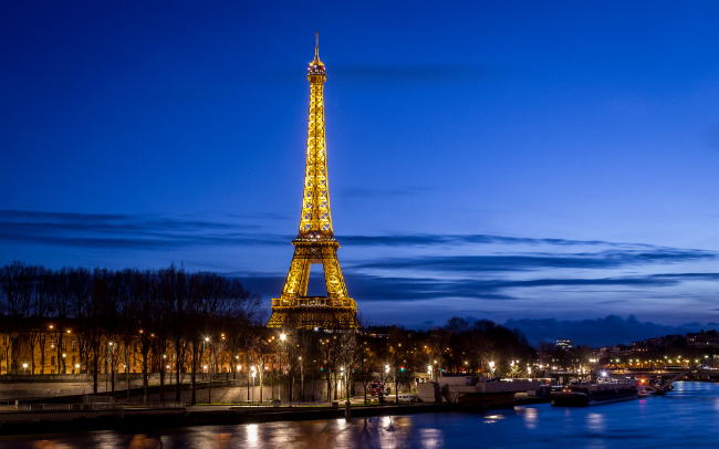 How Would You Spend 24 Hours in Paris? Our Experts Share Tips