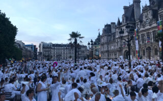 Le Dîner en Blanc Celebrates 30 Years in Paris