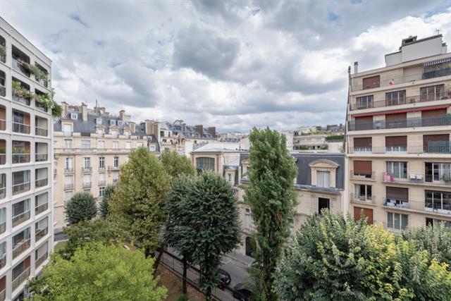 apartment for sale in Paris