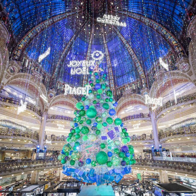 Visit Galeries Lafayette This Christmas Bonjour Paris