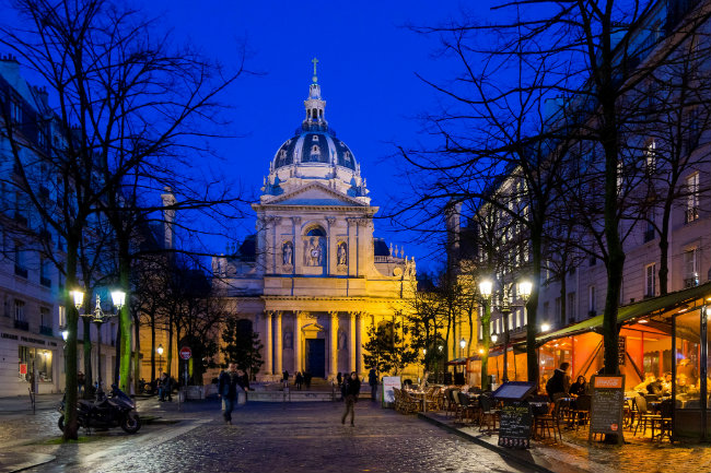 Strolling the Latin Quarter: A Perfect Walk on the Left Bank