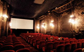 Bed Bugs in the Cinema- or Urban Legend?