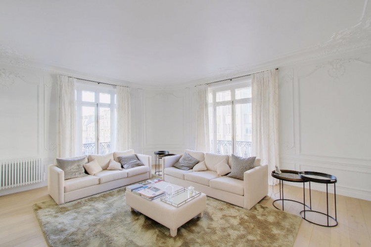 For Sale: Stylish 4-Bedroom Apartment off Place du Trocadéro | Bonjour ...