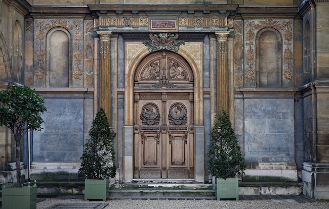 Paris door knockers and handles - French Moments