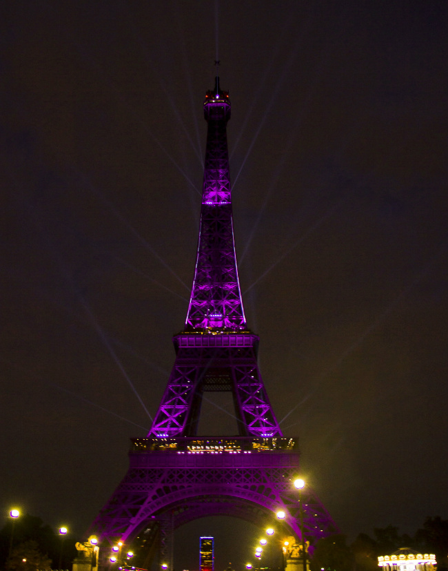 LOVE STORY PINK PARIS EIFFEL TOWER WITH LED LIGHT