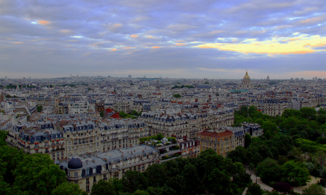The Eiffel Tower Celebrates 130 Years Here S What S New In 2019