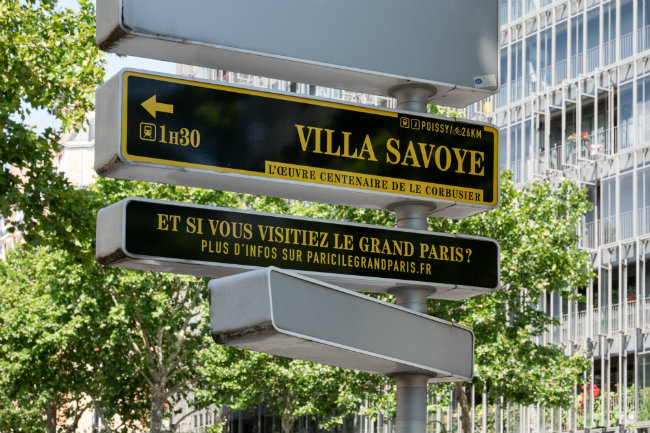 Par ici le Grand Paris: Have You Seen the New City Signposts?