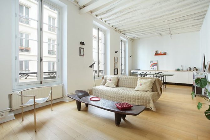 For Sale: Apartment near Square du Temple in the North Marais