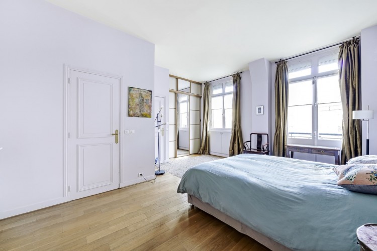 Paris apartment for sale