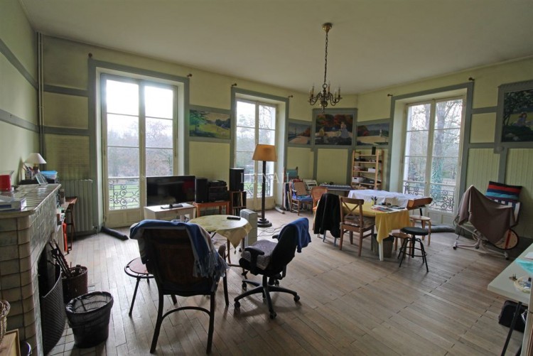 mansion for sale in Seine-et-Marne