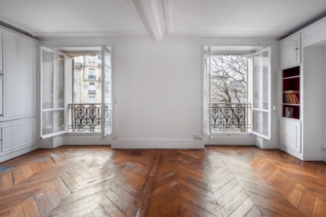 For Sale: One-Bedroom Apartment near Place de l'Etoile in Paris