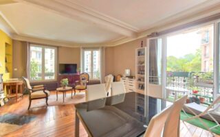 For Sale: Bright and Stylish Haussmannian Apartment