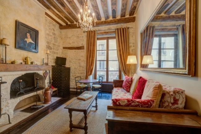 For Sale: Two-Bed Apartment on the Ile Saint-Louis