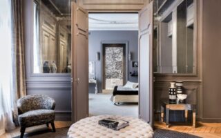 For Sale: Magnificent Flat in the Golden Triangle of Paris