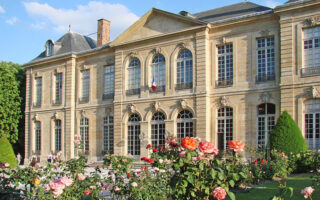 The Essential Guide to the 7th Arrondissement