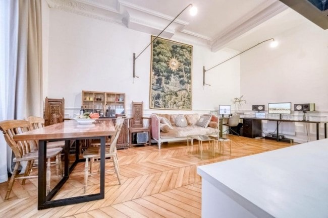 For Sale: Beautiful Apartment in the 17th Arrondissement