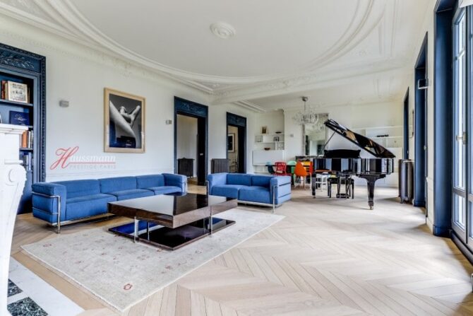 For Sale: Gorgeous Architect’s Apartment on the Avenue de Wagram