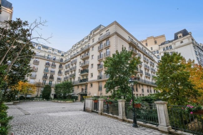 For Sale: Peaceful 1-Bed Apartment in Montmartre