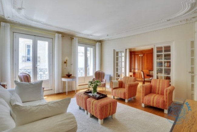 For Sale: Luxury 2 Bed Apartment near Rue du Faubourg Saint-Honoré