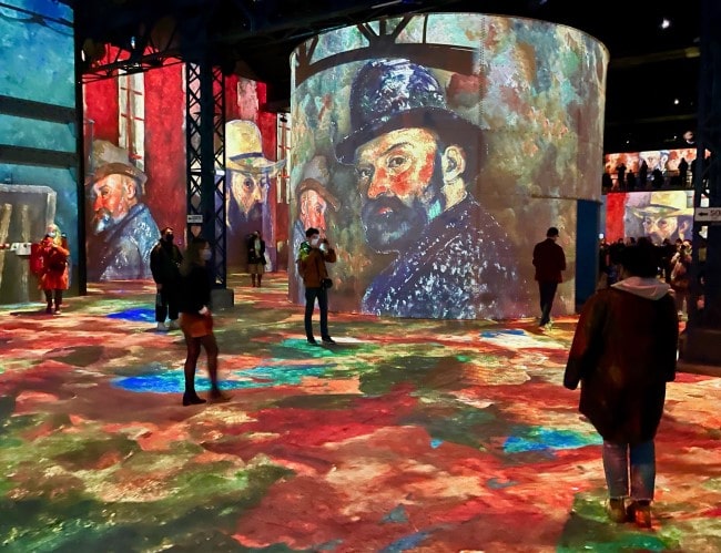Atelier des Lumières 2022: Dazzling Shows on Cézanne and Kandinsky