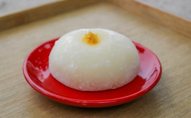 Passionfruit mochi from Aki Boungerie.