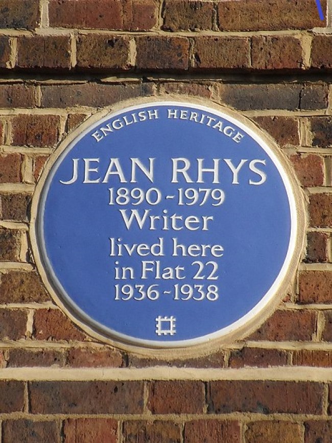 Blue plaque erected in 2012 by English Heritage at Paultons House, Paultons Square, Chelsea, London SW3 5DU, Royal Borough of Kensington and Chelsea
